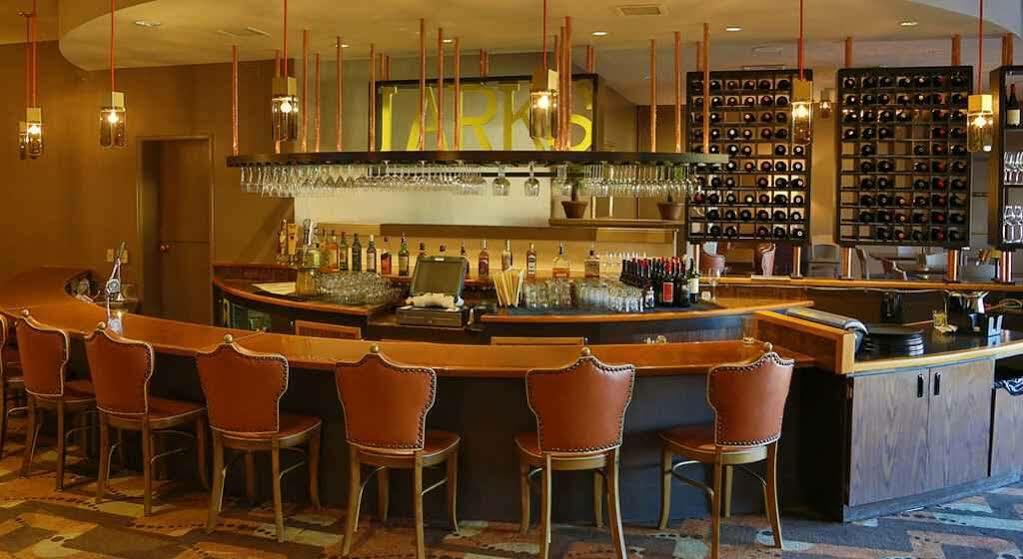 Inn At The Commons Медфорд Екстер'єр фото